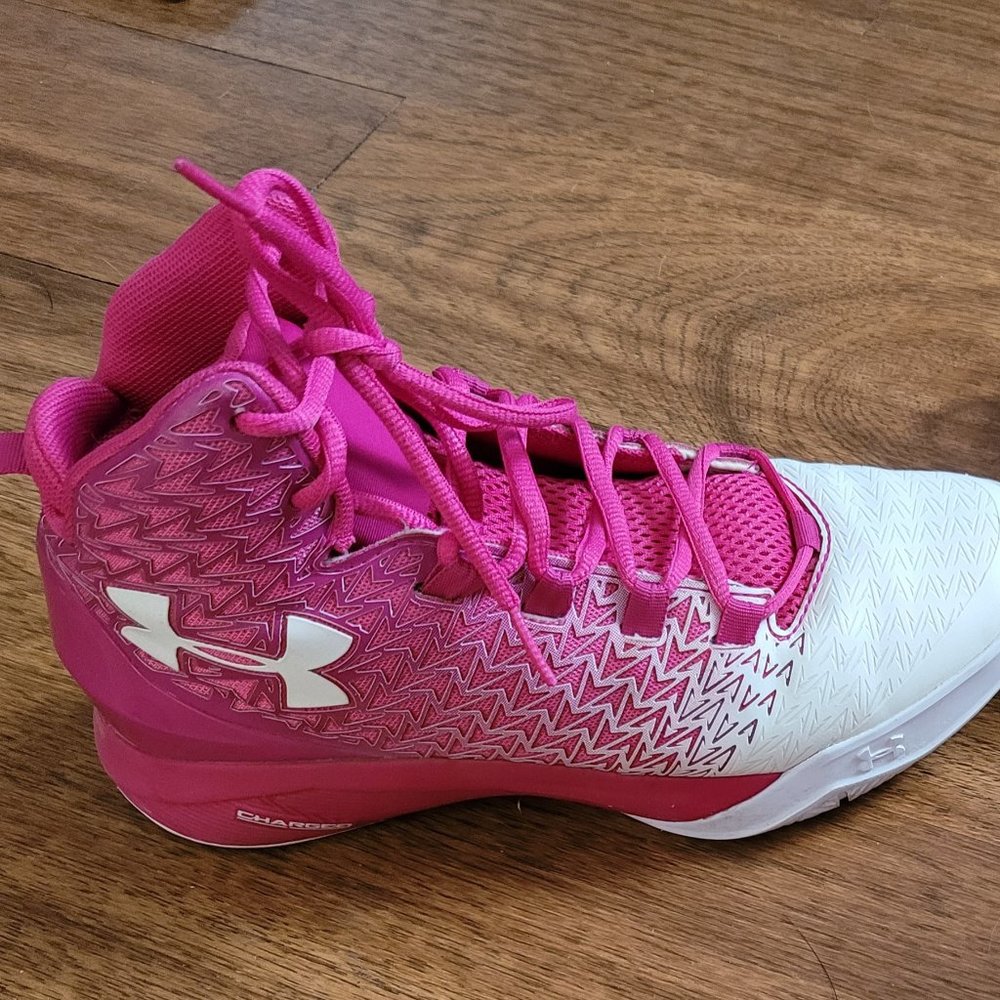 Under Armour Carged shoes